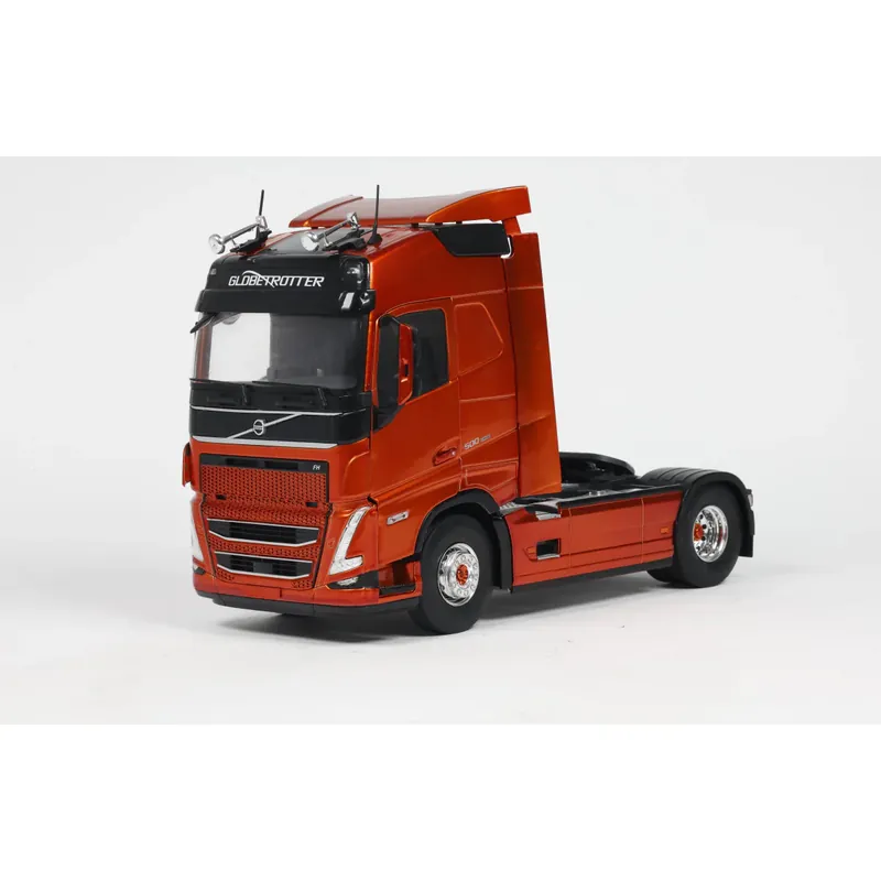 Solido S2400108 Voiture miniature collection 1/24 Volvo FH Globetrotter XL rouge doré métallique 2023 Bon Marché
