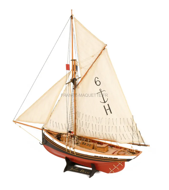Cotre Français en Bois - Jolie Brise 1/50 - Artesania Latina 22185 Acheter Direct
