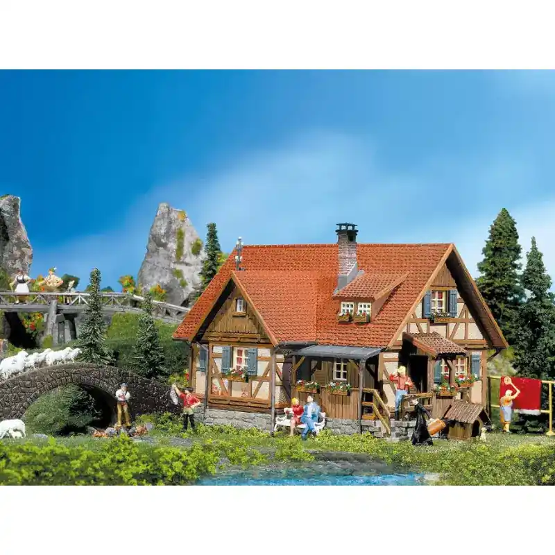 FALLER 130270 Maison Rurale À Colombages - HO 1/87 Nouvel Arrivage