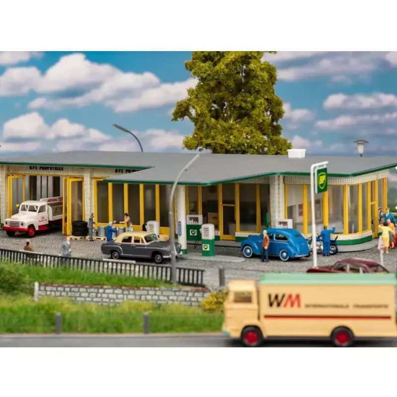 Promotion FALLER 130592 Grande Station-Service BP - HO 1/87
