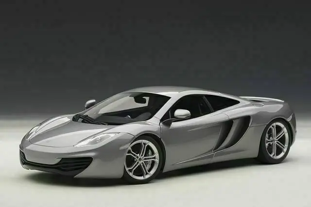 McLaren 12C Silver 1/18 Autoart - 76007 Expédié Aujourd'hui