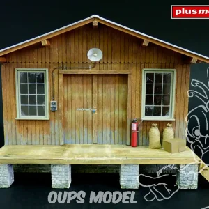 Bon Plan Plus Model 447 Depot en bois 1/35