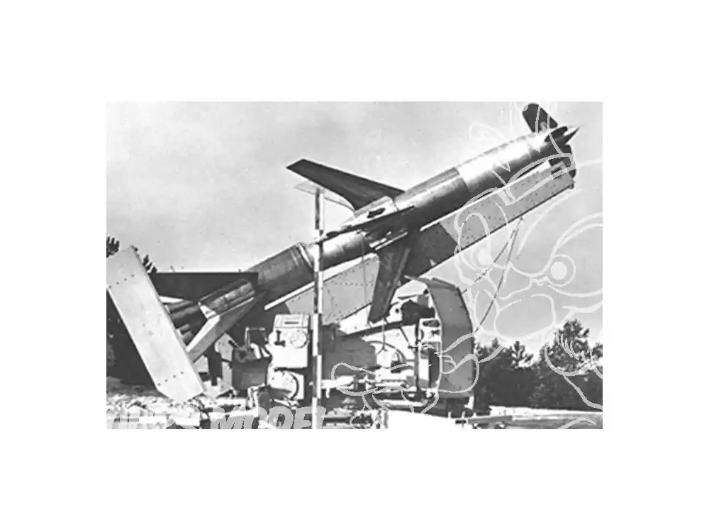 Remise Bronco maquette militaire CB 35050 German Rheinmetall ‘Rheintochter’ R-2 Missiles antiaériens et lanceur 1/35