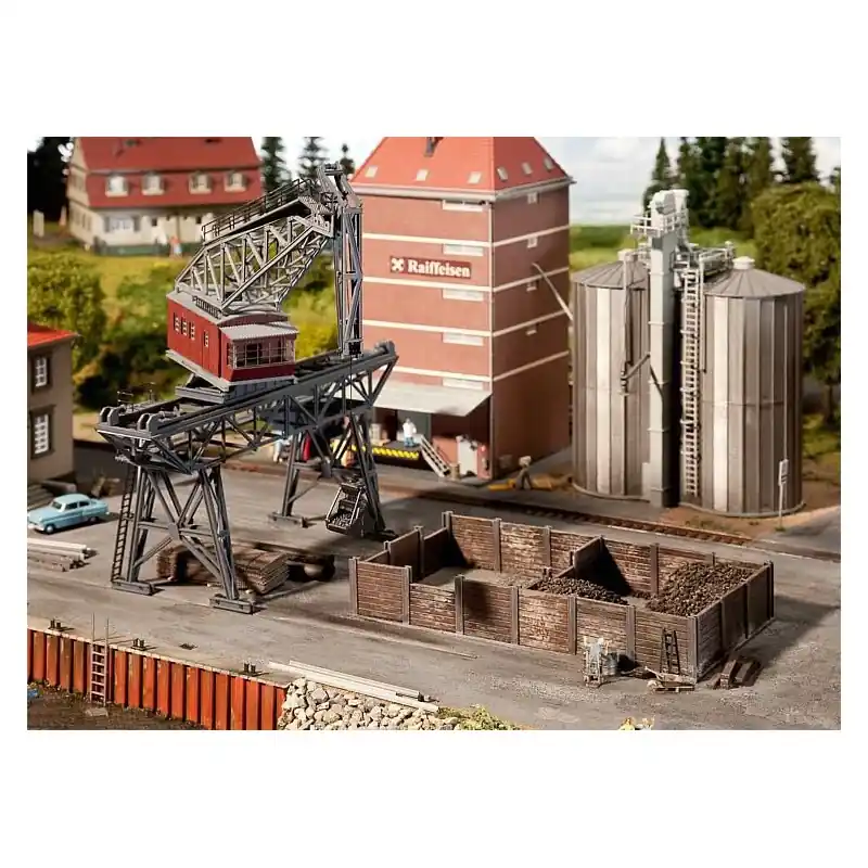 FALLER 120163 GRUE DE PONT HO Remise