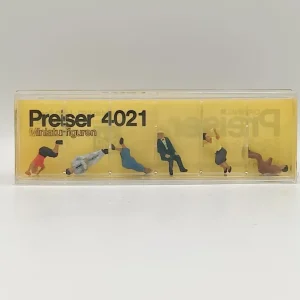 *SOLDES* - PERSONNAGES VOYAGEURS ASSIS x6 Bon Marché