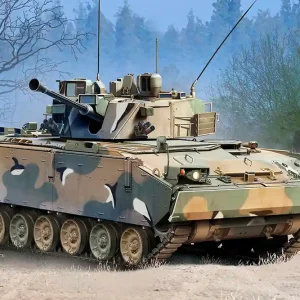 Academy 13566 K-21 IFV Populaire