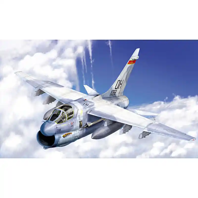 Prix Réduit Chasseur léger, A-7D Corsair II - HOBBYBOSS 80344 - 1/48