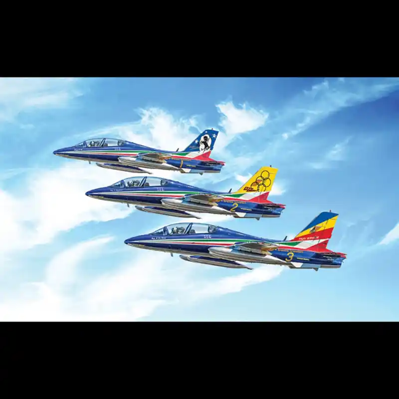 Avions de voltige de l‘Armée de l‘Air Italienne (x3) - ITALERI 1461 - 1/72 Marque