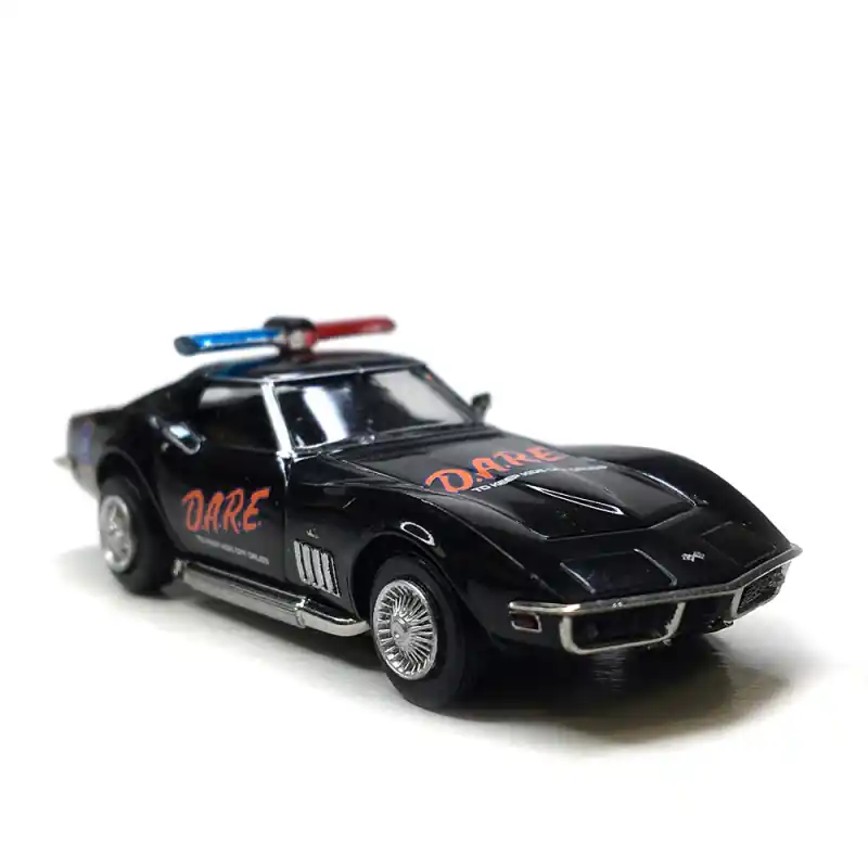 Livraison Express Chevrolet Corvette C3, coupé, D.A.R.E, 1967 - BREKINA 19986 - HO 1/87