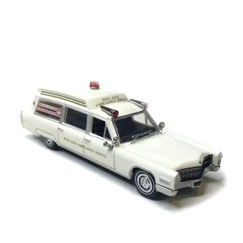 Cadillac Miller Meteor, ambulance de Palo Alto, 1966 - BREKINA 19778 - HO 1/87 Dernier Modèle