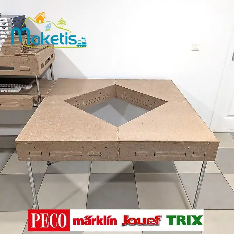 Set de 4 modules d’angle 125 cm pour rampe hélicoïdale ou retournement Easy Module Maketis MOD72000 Vente Flash