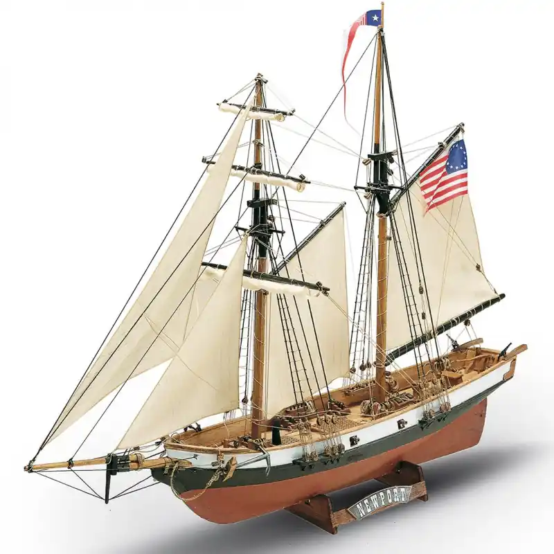 Bateau statique NEWPORT 1/57 Vente Directe