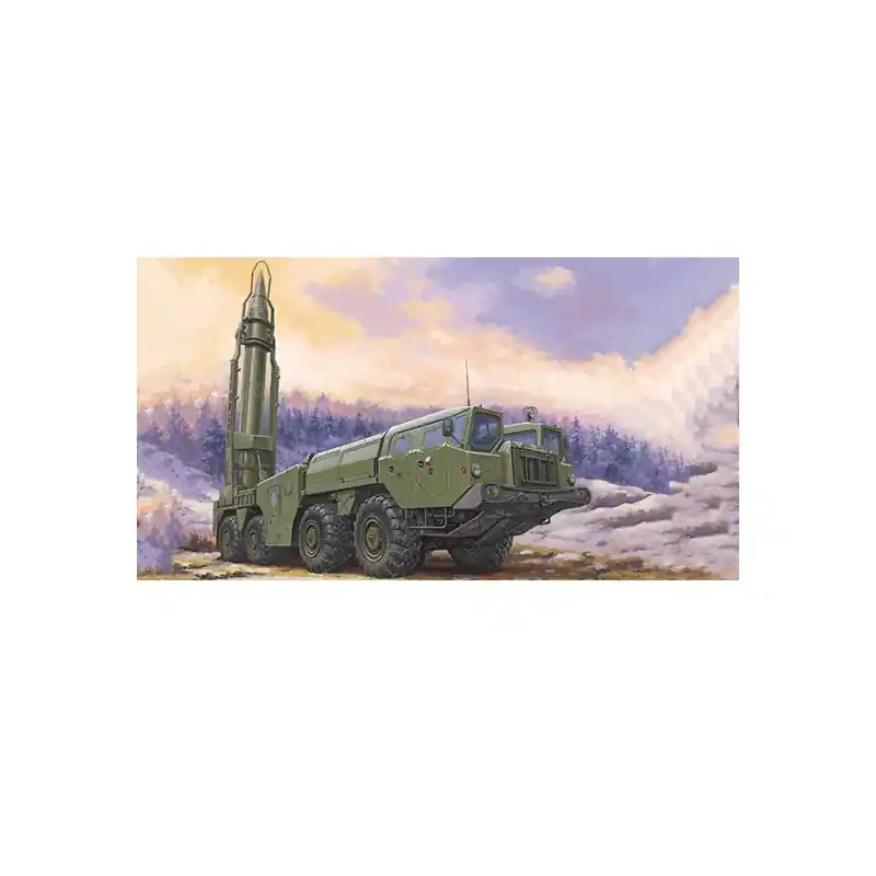 Dernier Modèle Maquette de camion en plastique (9P117M1) Launcher with R17 Rocket of 9K72 Missile Complex "Elbrus" 1/72