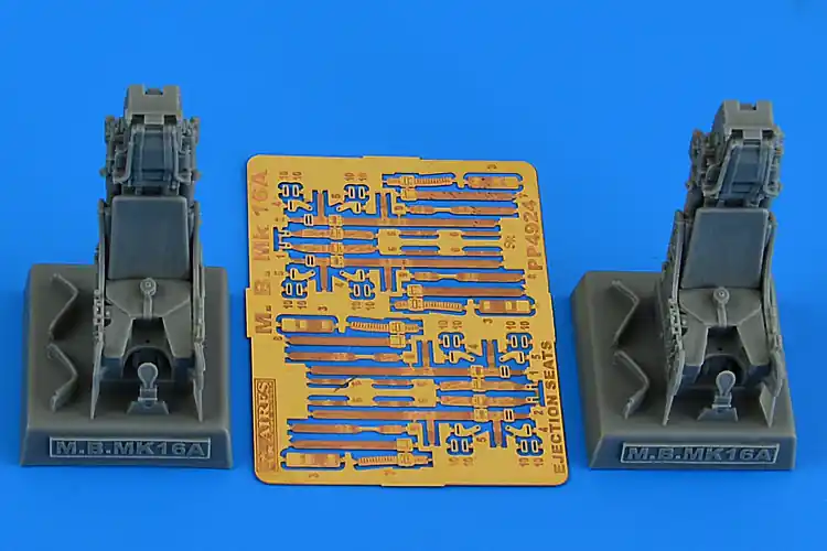 Solde Aires 4924 M.B. Mk 16A Ejection Seats For Eurofighter