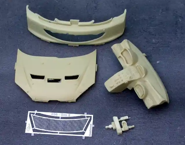 Nouvelle Collection Renaissance TK24-129 Peugeot 206 WRC - 2001/2002 Spoiler Hood Td Edge (for Tamiya Kits)