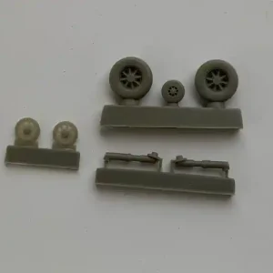 Pilot Replicas 48R015 SAAB J/A/S 29 Tunnan - Main and Nose Wheel Set (incl landing gear) Prix Cassé
