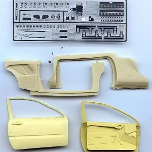 Renaissance TK24-057 Ford Focus WRC - Resin Doors Pe Parts (for Tamiya Kits) Usine Directe