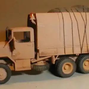 MR Modellbau 87006 US M923 5ton truck - Improvised Shelters (2 pcs) Expédié Aujourd'hui
