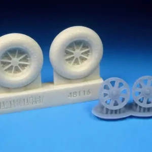 Commande En Gros Barracuda Studios R48116 F4U Corsair Postwar Tread Mainwheels