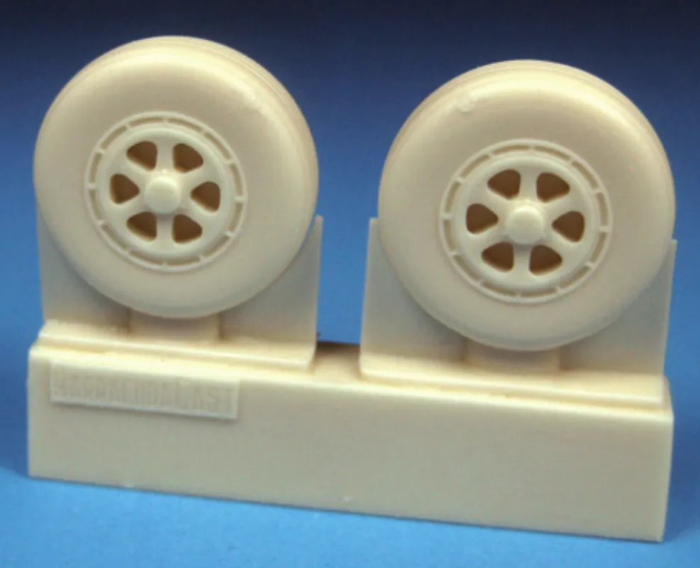 Promotion Barracuda Studios R48261 Grumman Guardian AF-2S/W Mainwheels